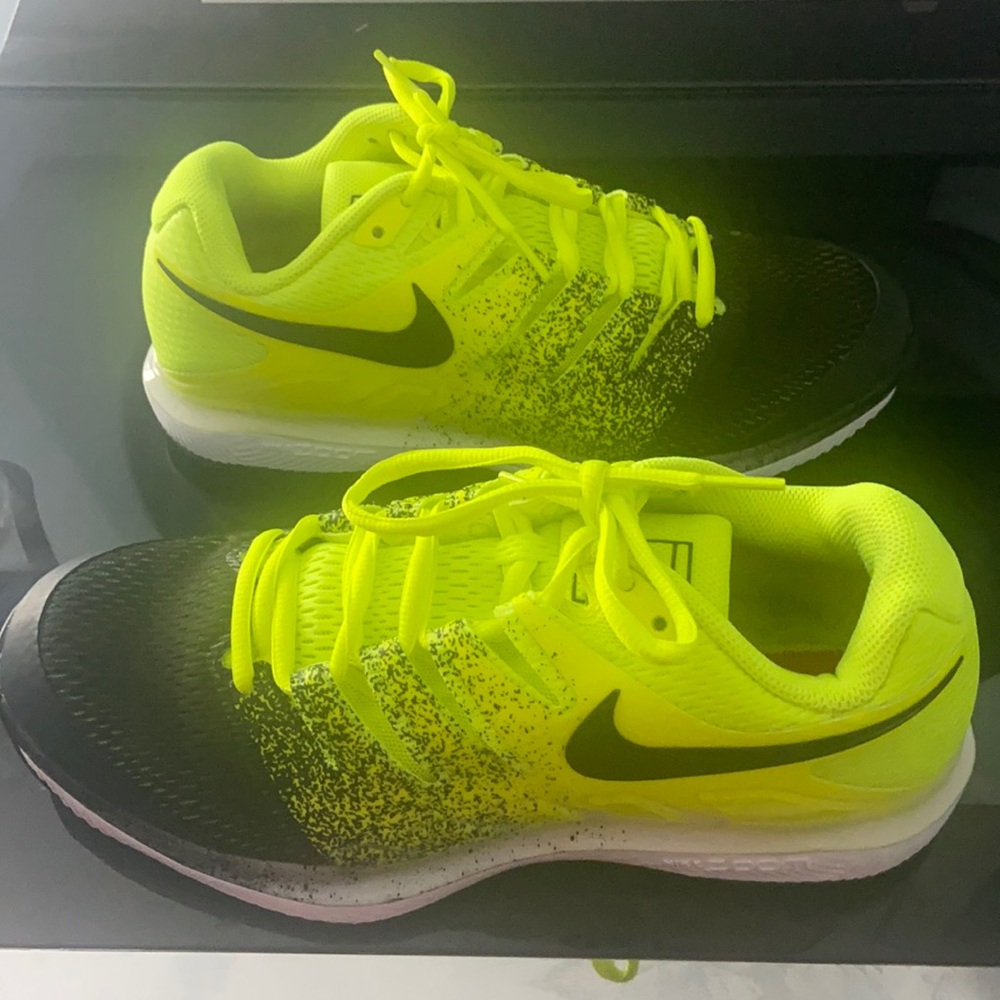 Nike Air Zoom Vapor X HC    Men's Size 8.5